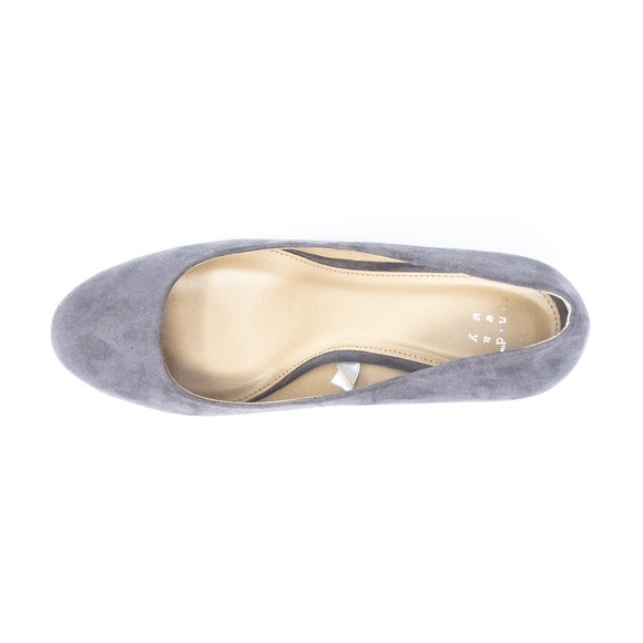 A New Day Women's Dot Round Toe Wedge Pumps 8 W - Picture 6 of 8